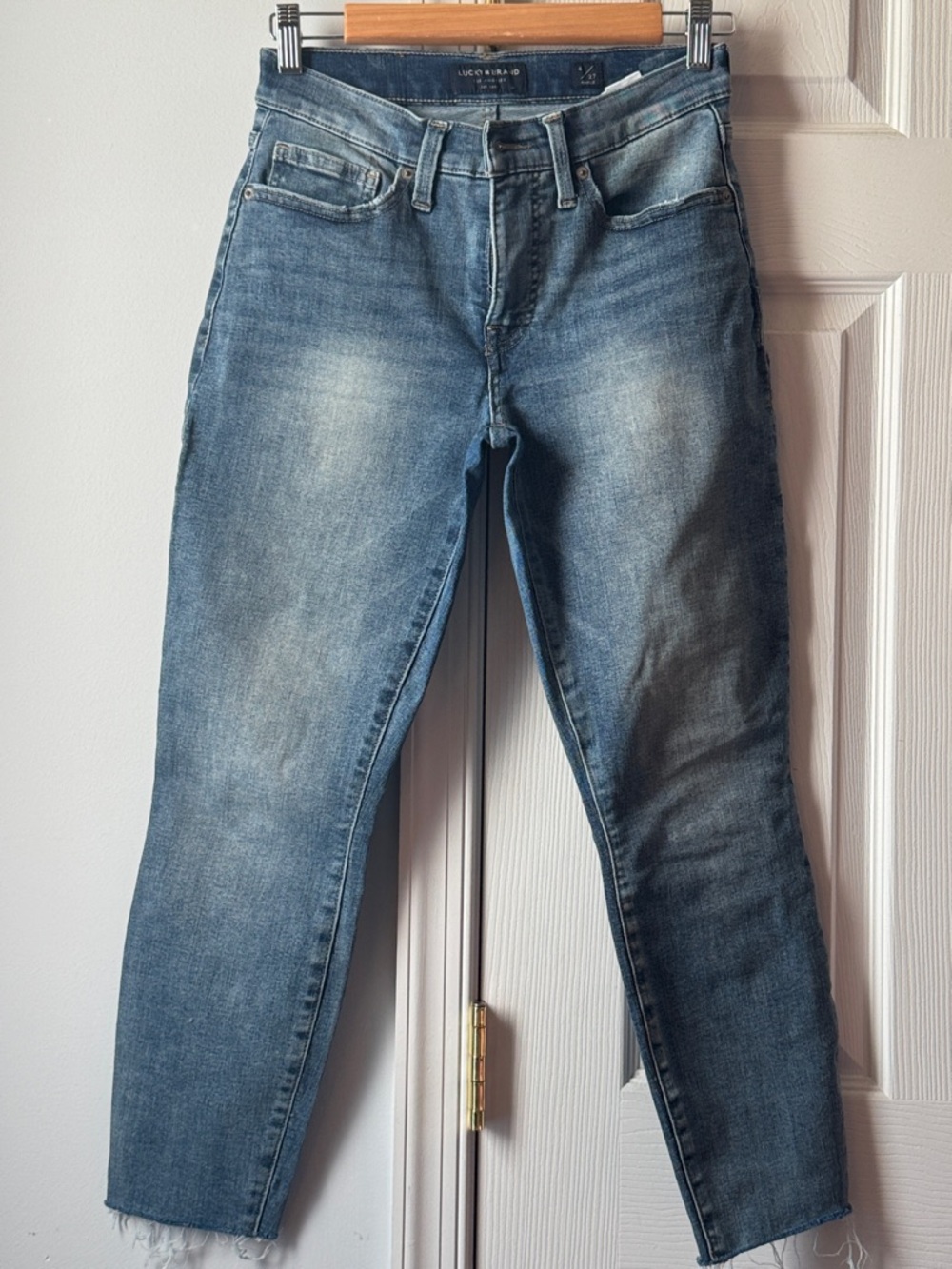 Lucky Brand Faded Blue Mid-Rise Skinny AVA Jeans